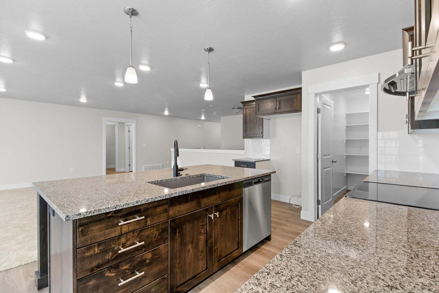 *Finished home photos are representational images only. See sales agent for details.