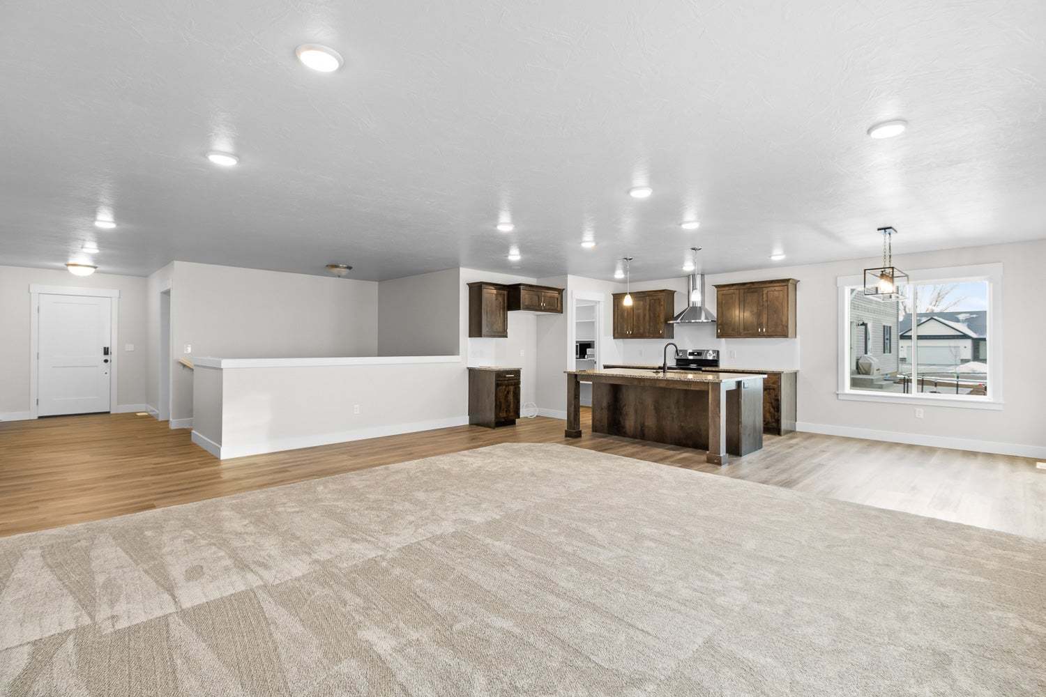 *Finished home photos are representational images only. See sales agent for details.