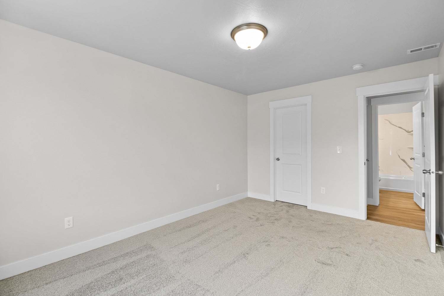 *Finished home photos are representational images only. See sales agent for details.