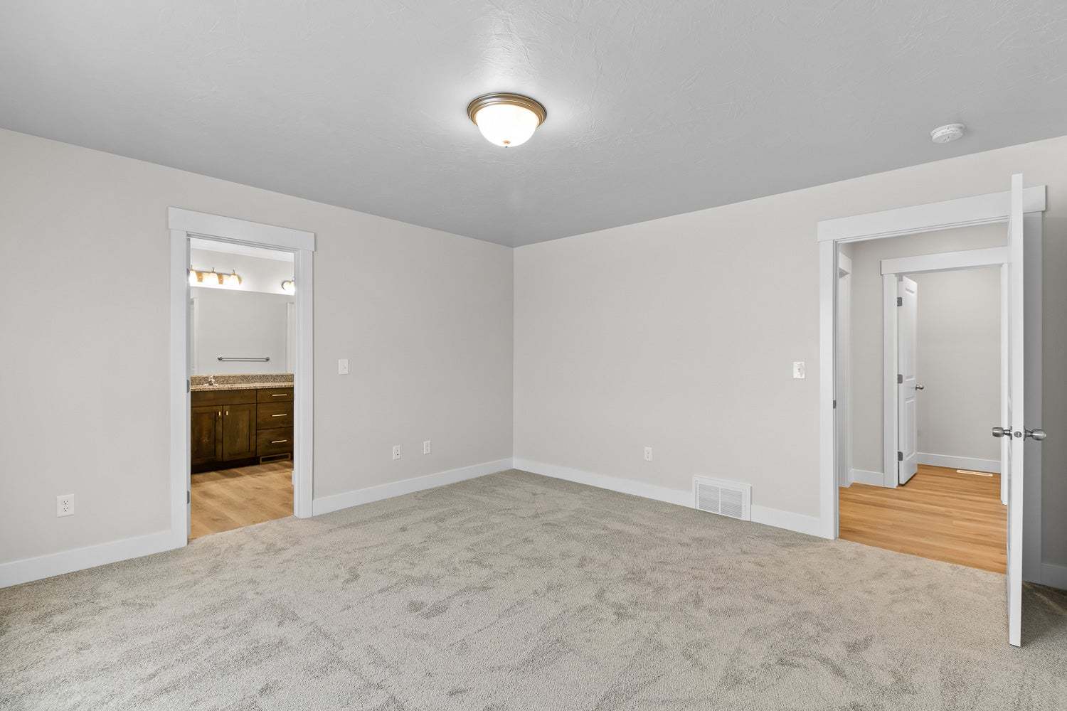 *Finished home photos are representational images only. See sales agent for details.