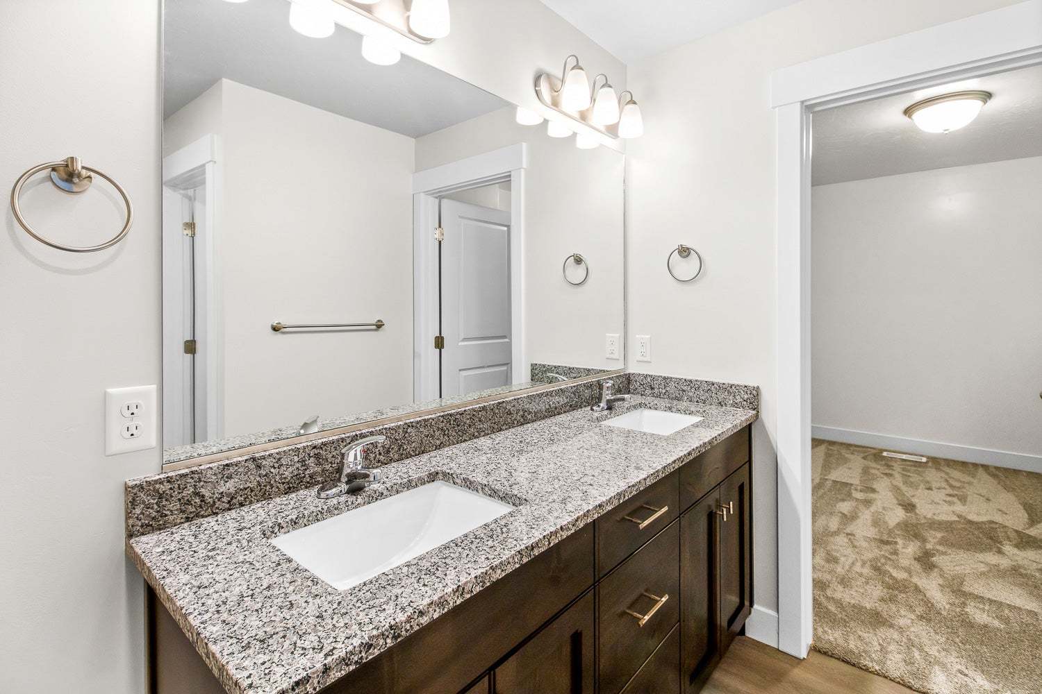 *Finished home photos are representational images only. See sales agent for details.