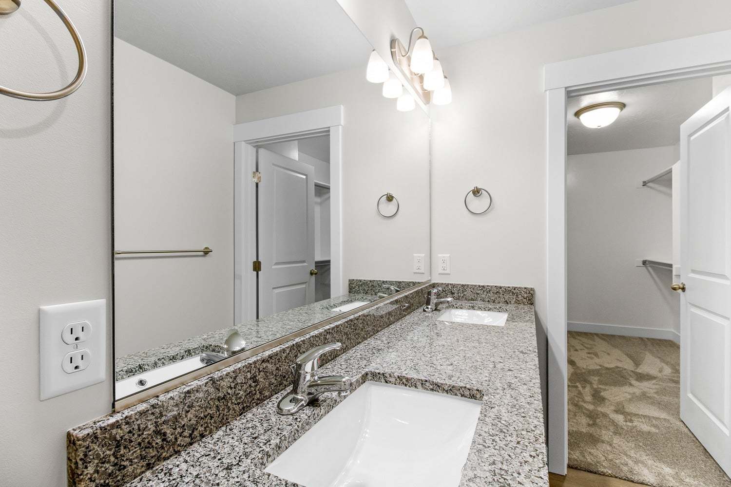 *Finished home photos are representational images only. See sales agent for details.