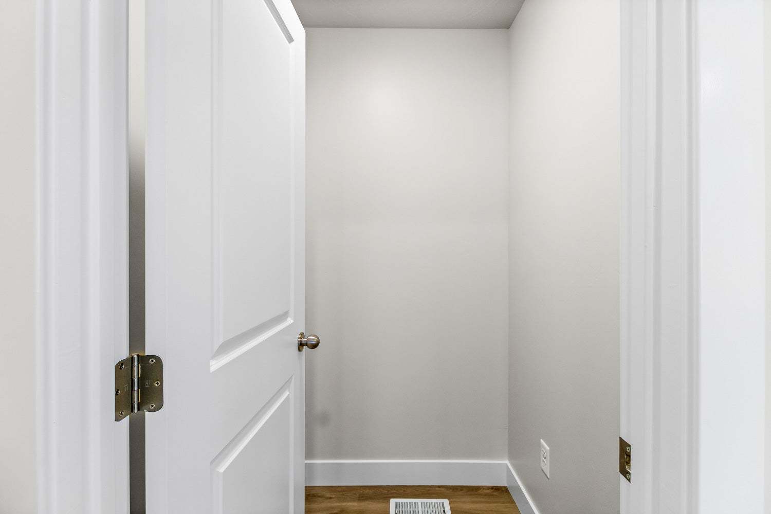*Finished home photos are representational images only. See sales agent for details.