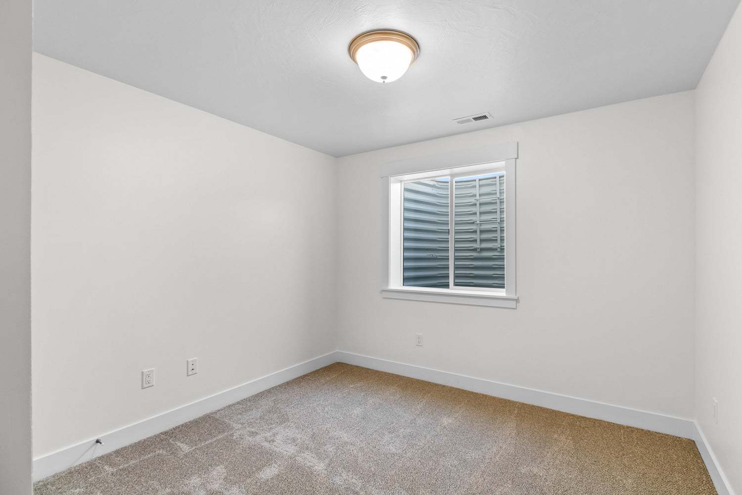 *Finished home photos are representational images only. See sales agent for details.