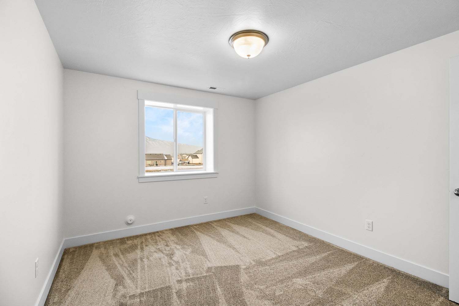 *Finished home photos are representational images only. See sales agent for details.