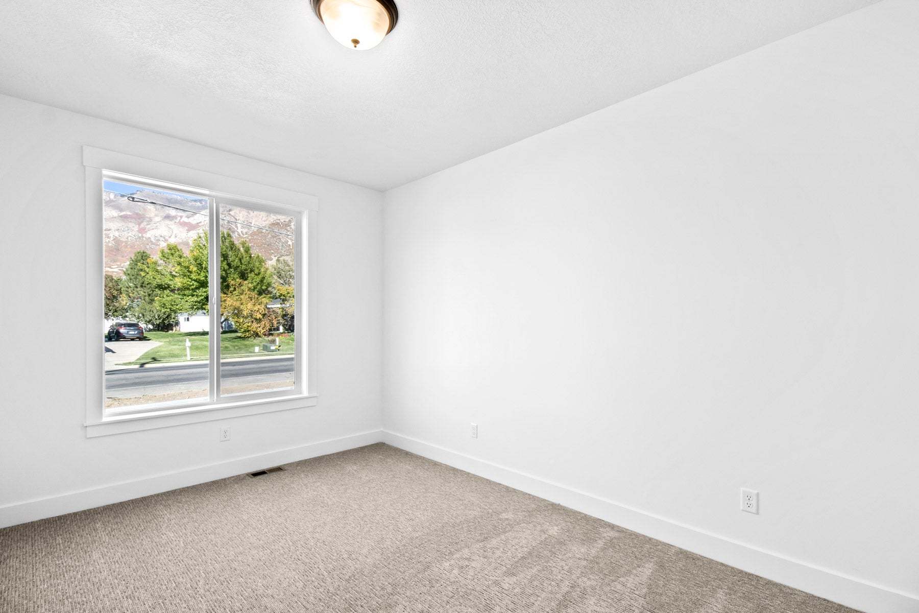 *Finished home photos are representational images only. See sales agent for details.