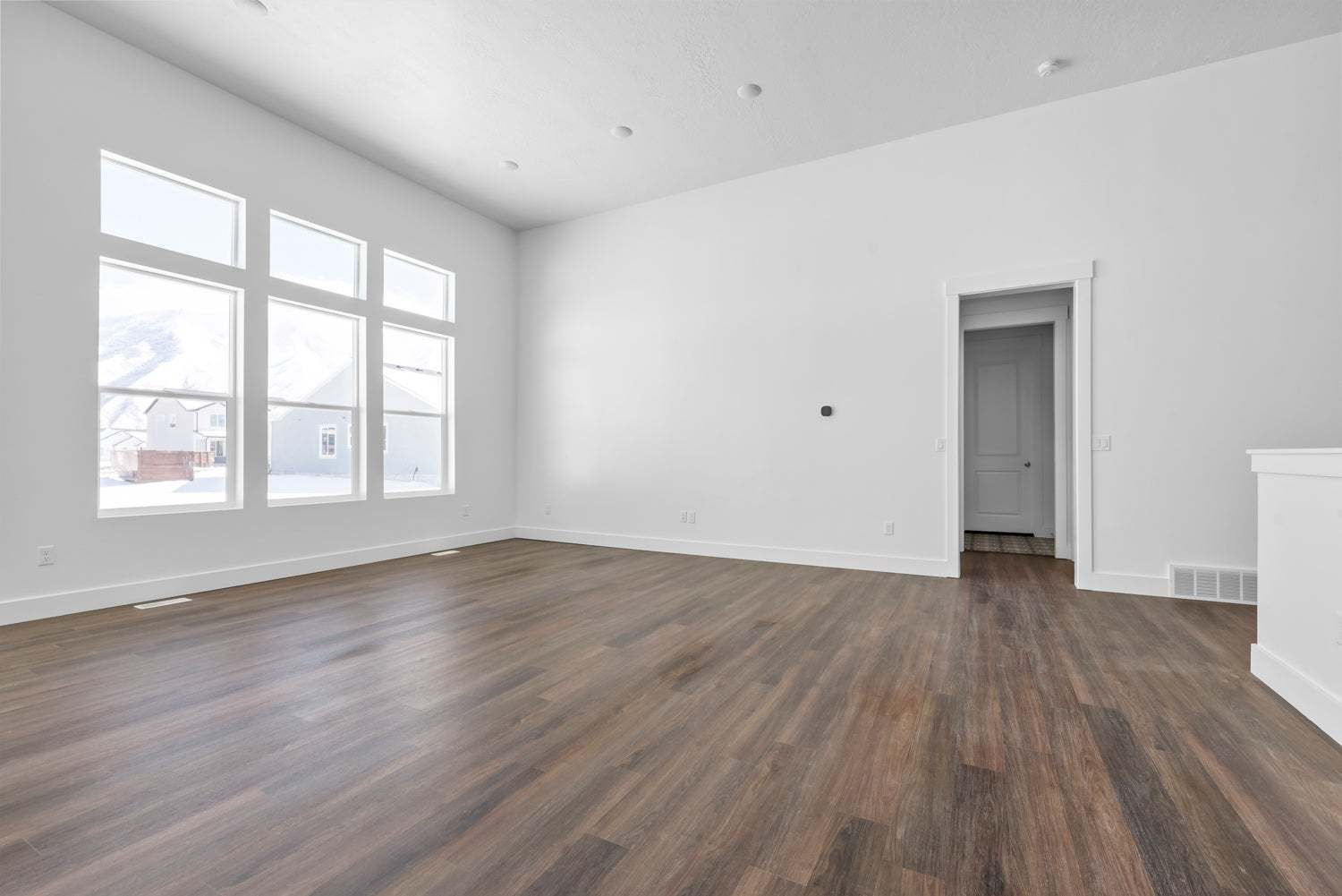 *Finished home photos are representational images only. See sales agent for details.