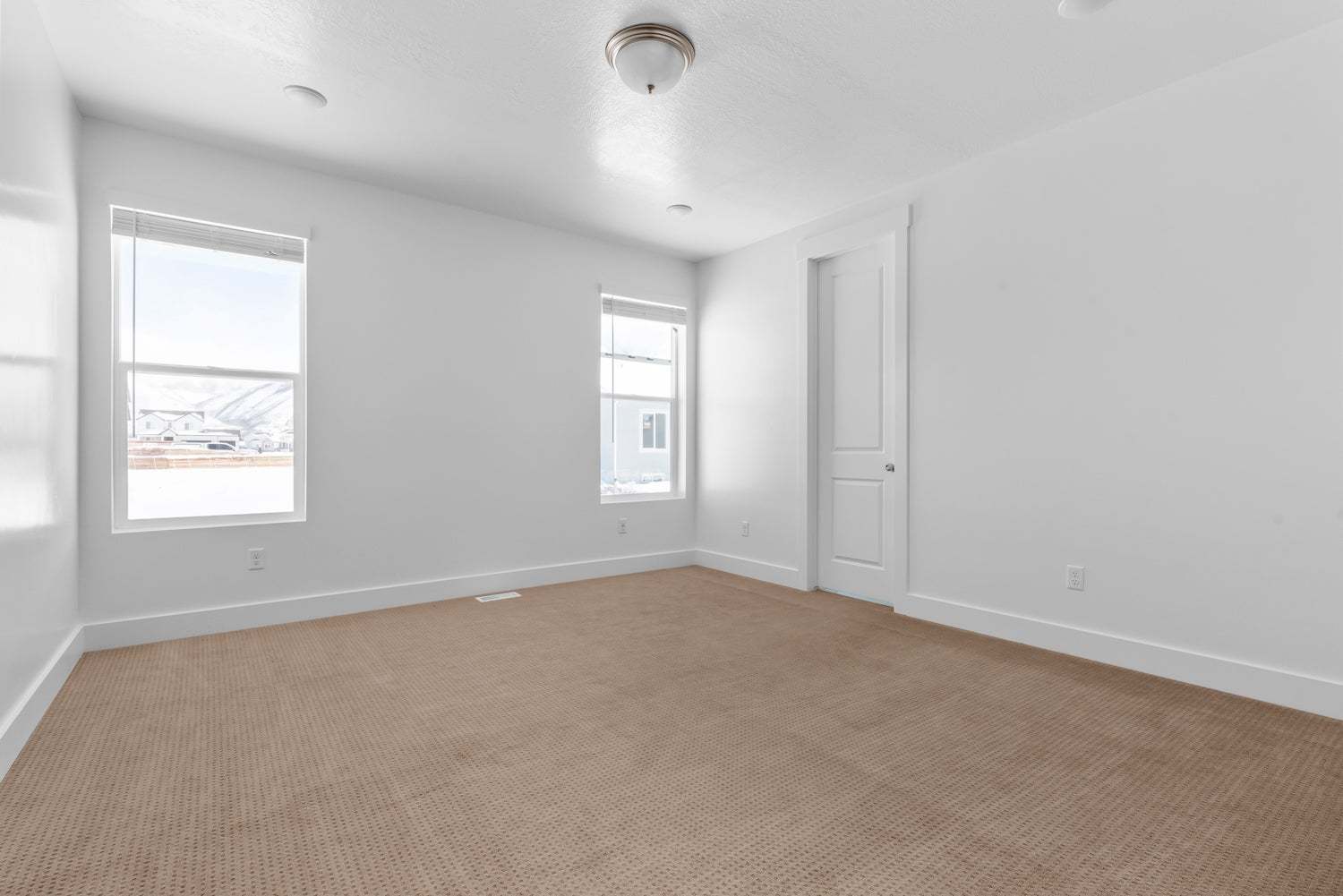 *Finished home photos are representational images only. See sales agent for details.