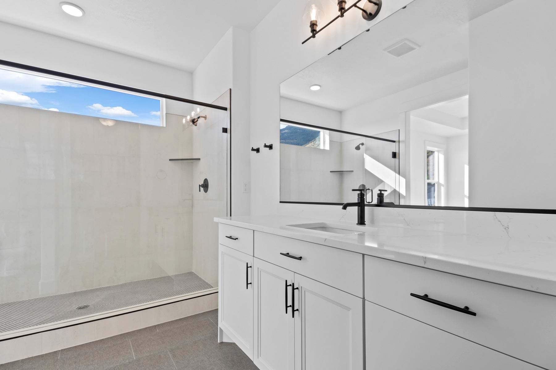 *Finished home photos are representational images only. See sales agent for details.