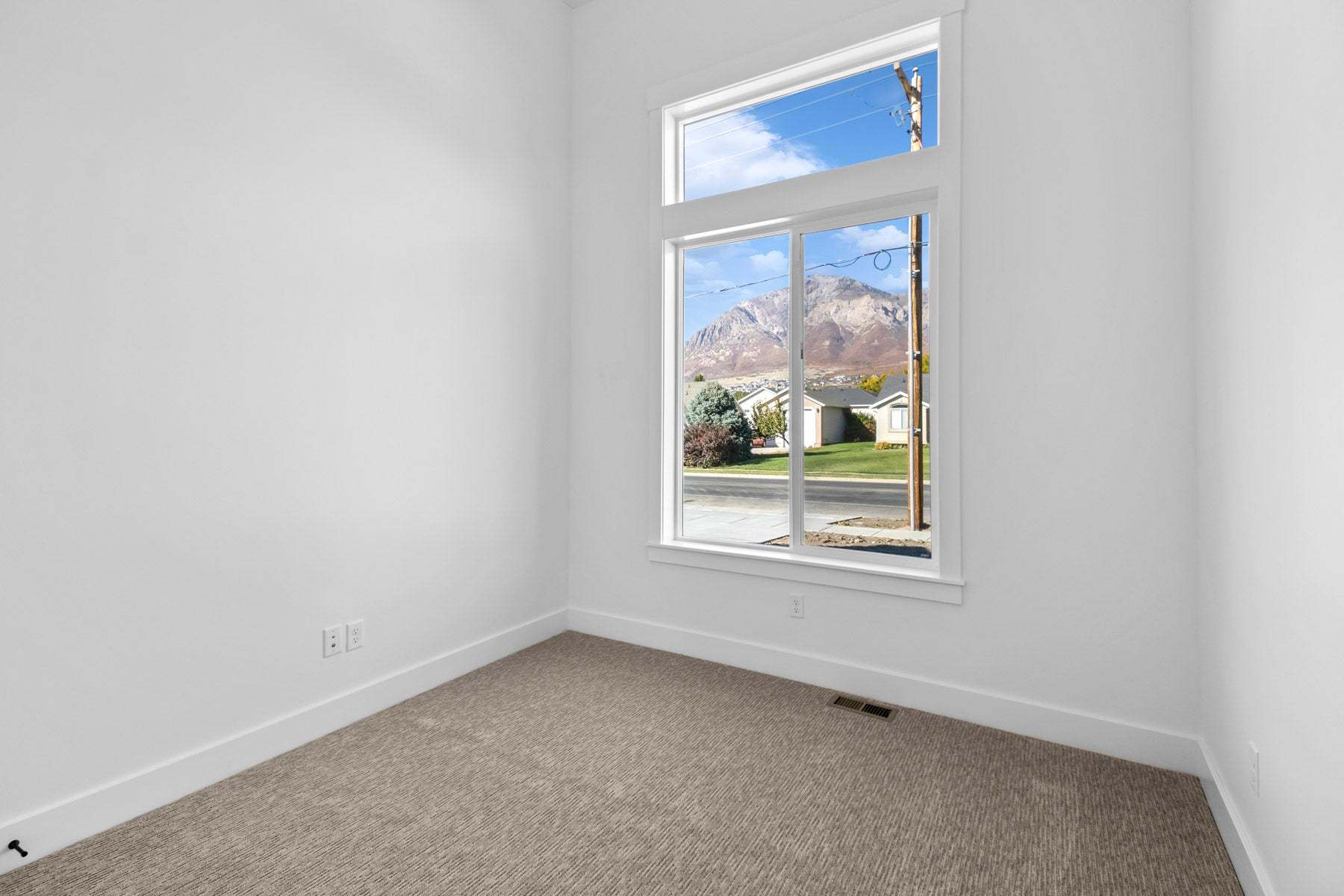 *Finished home photos are representational images only. See sales agent for details.