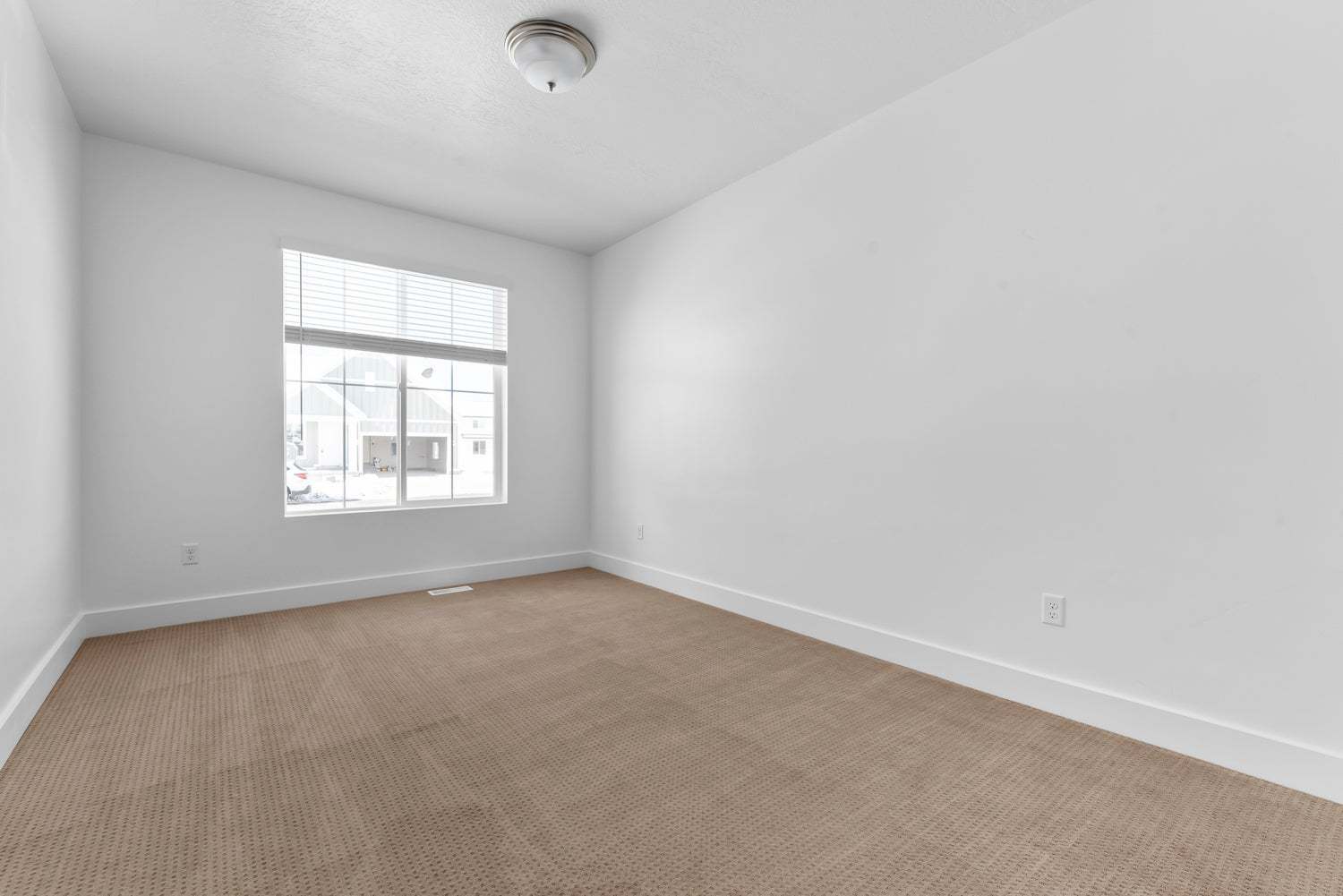 *Finished home photos are representational images only. See sales agent for details.