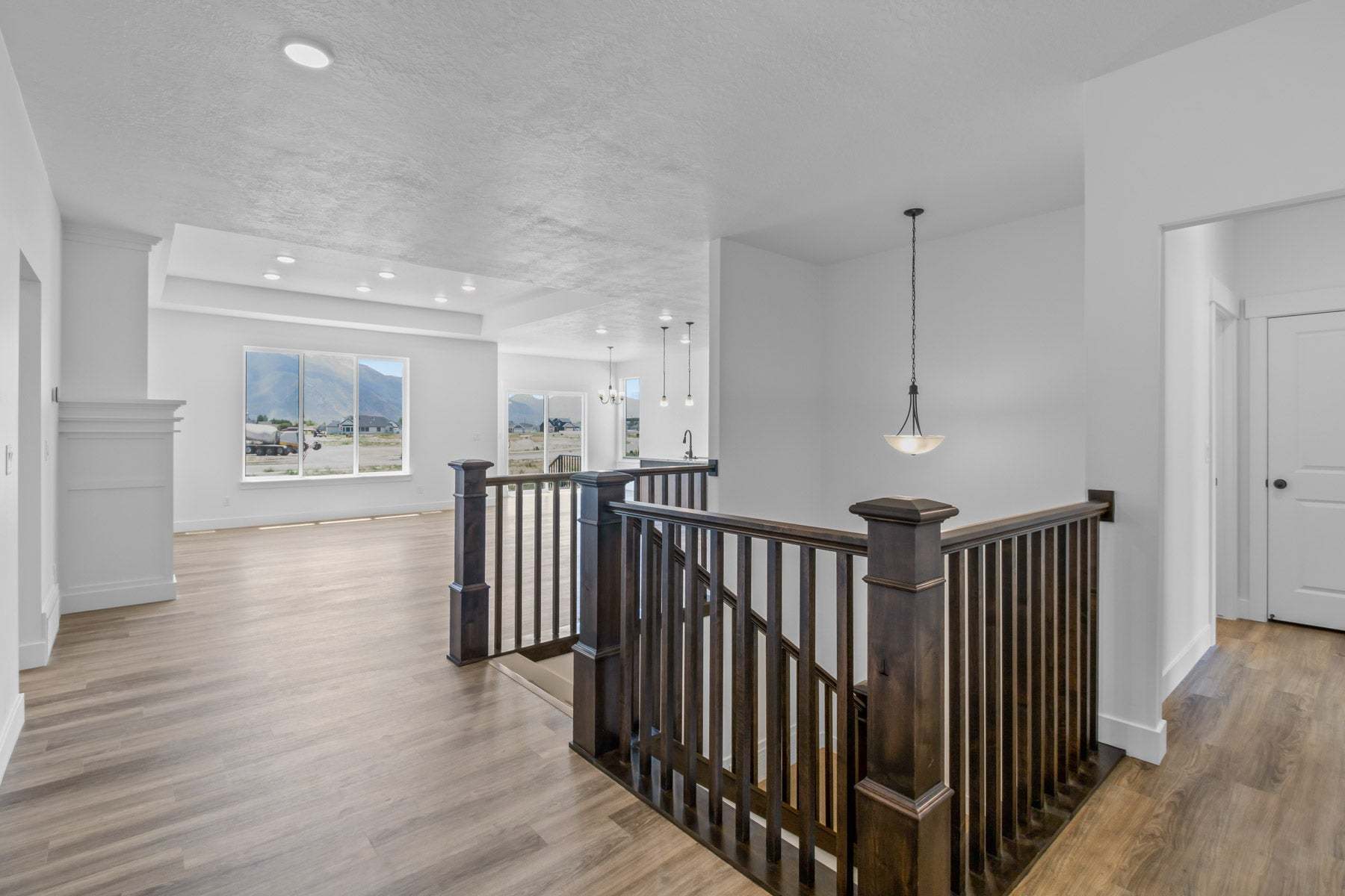 *Finished home photos are representational images only. See sales agent for details.