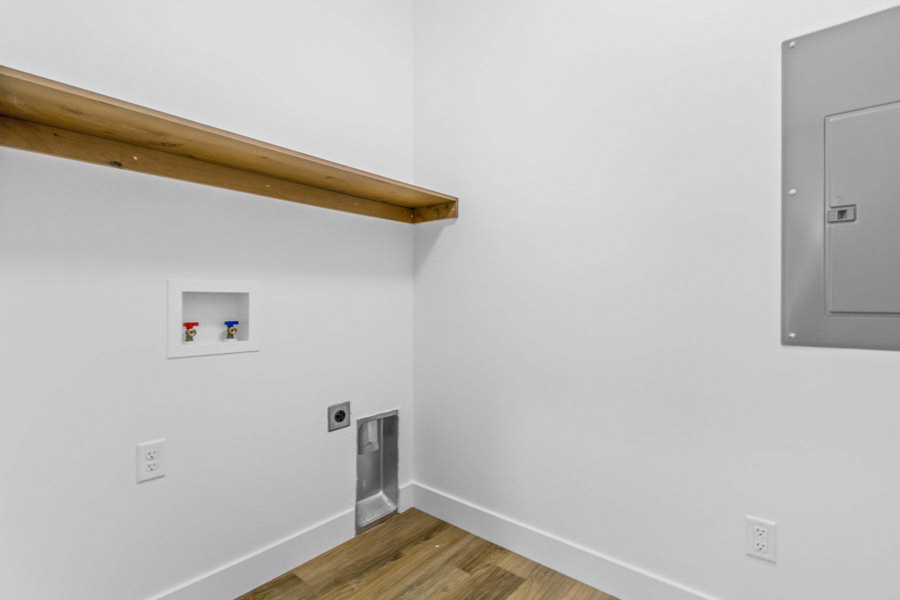 *Finished home photos are representational images only. See sales agent for details.