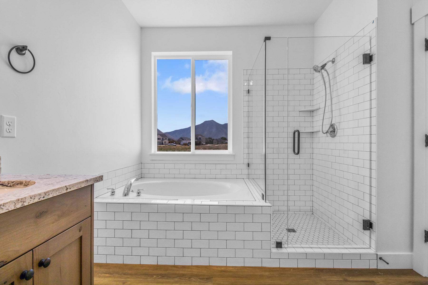 *Finished home photos are representational images only. See sales agent for details.