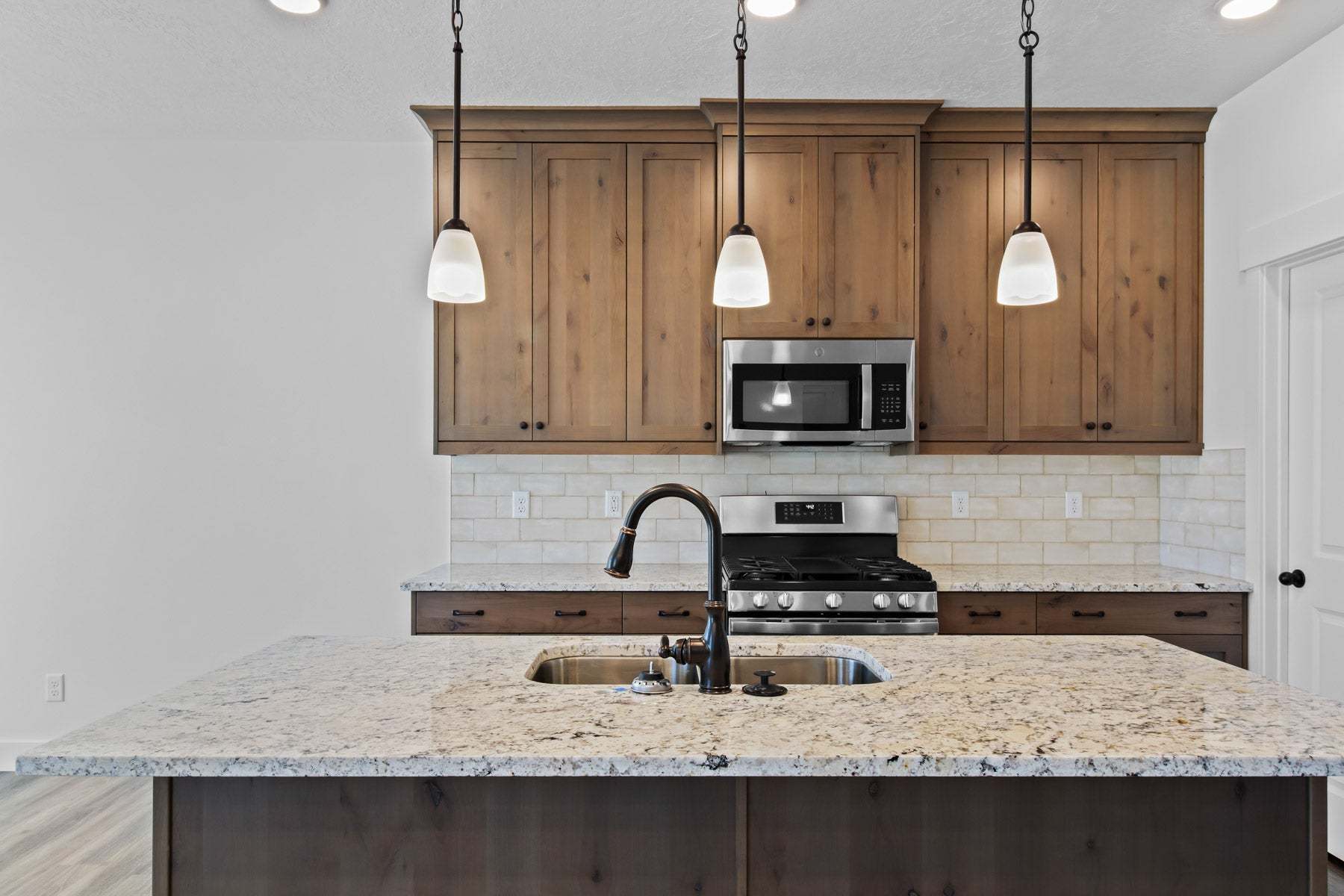 *Finished home photos are representational images only. See sales agent for details.