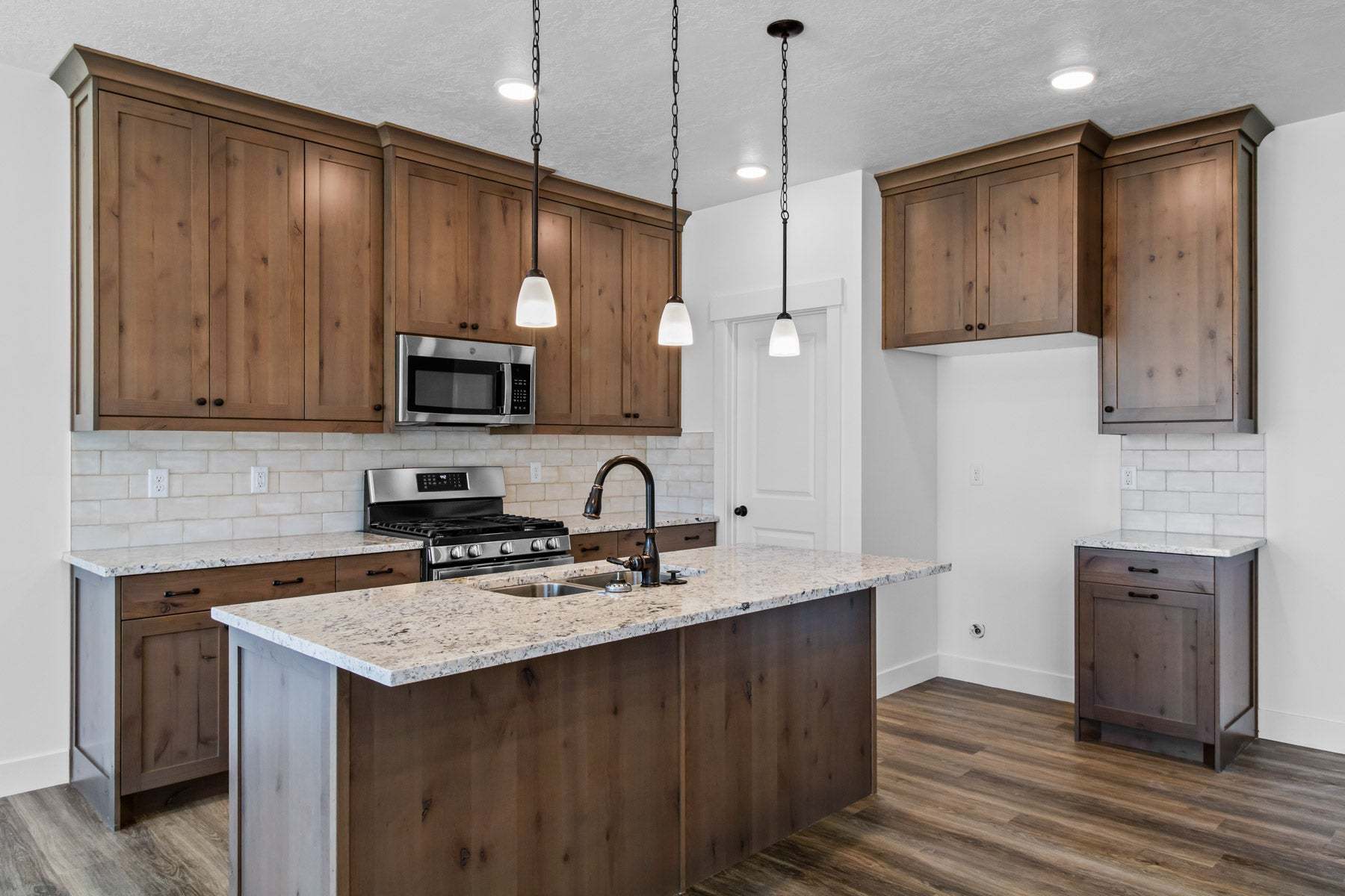 *Finished home photos are representational images only. See sales agent for details.