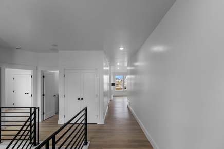 Lyndhurst Floor Plan - Entry Way