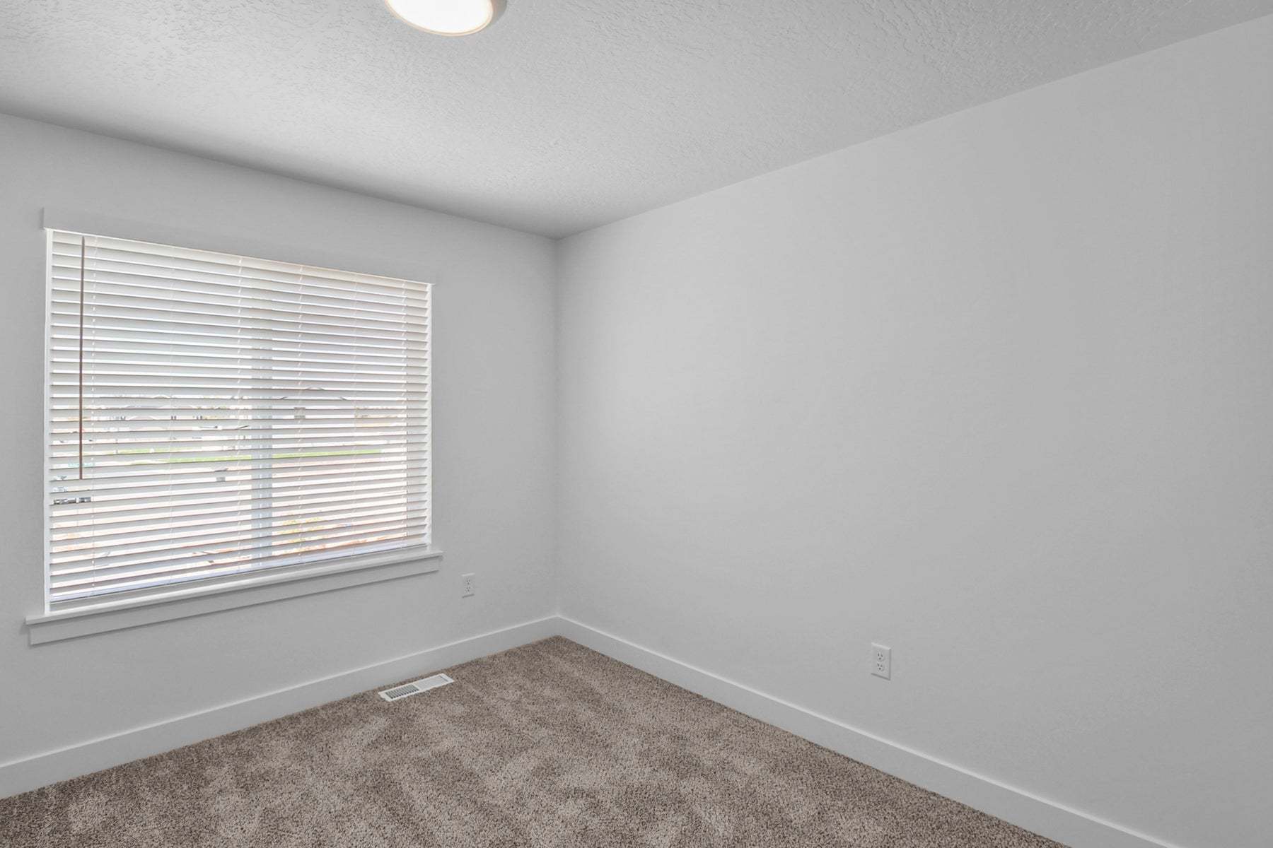 The Huckleberry Floorplan