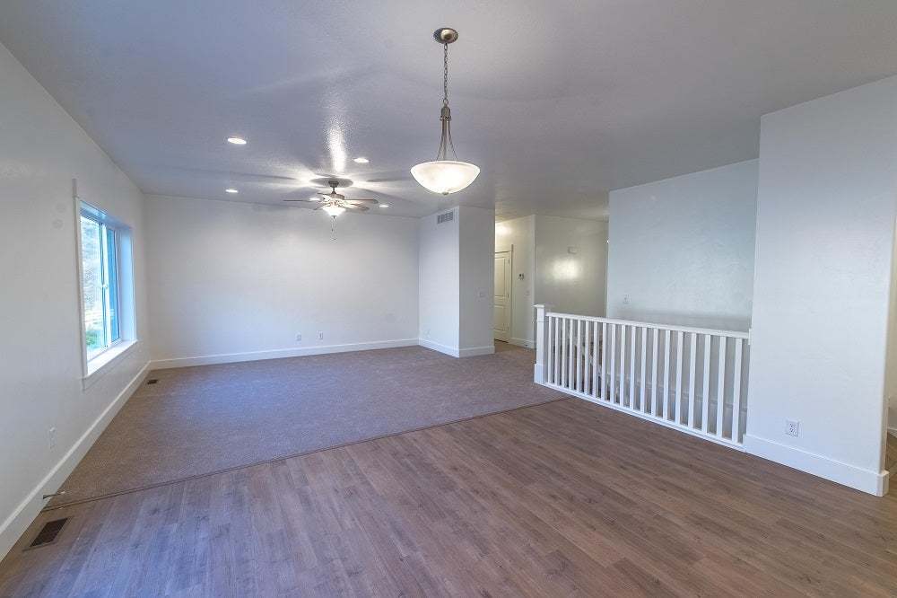*Finished home photos are representational images only. See sales agent for details.