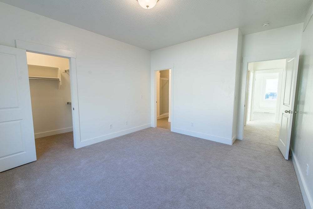 *Finished home photos are representational images only. See sales agent for details.