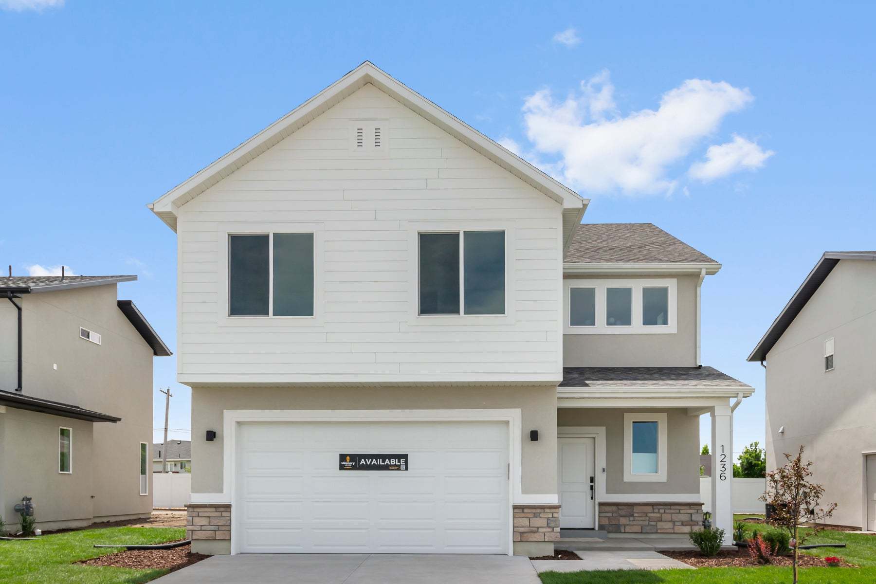 *Finished home photos are representational images only. See sales agent for details.