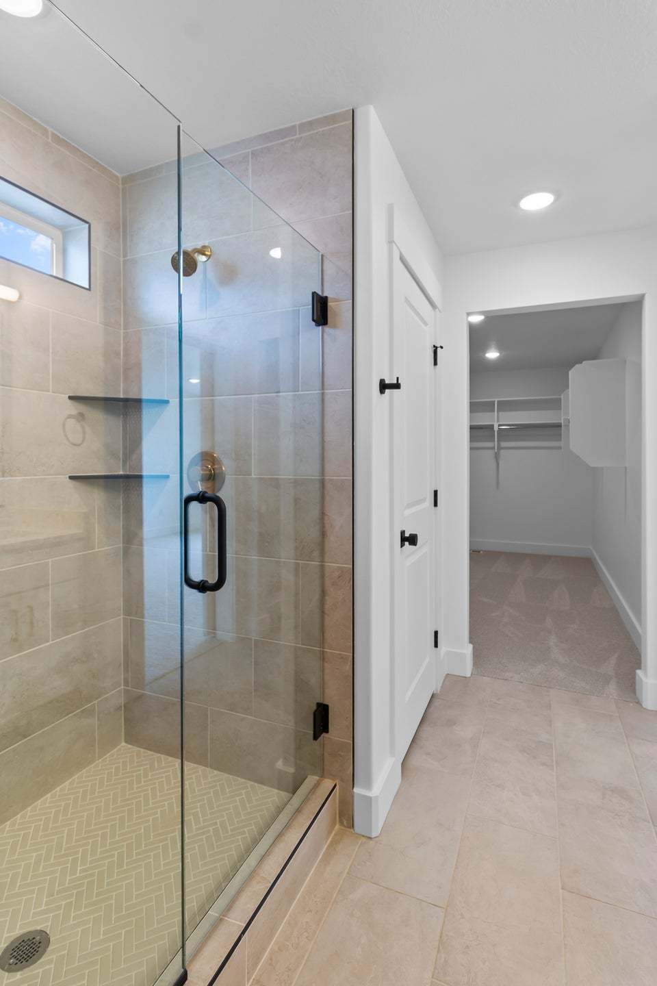 *Finished home photos are representational images only. See sales agent for details.