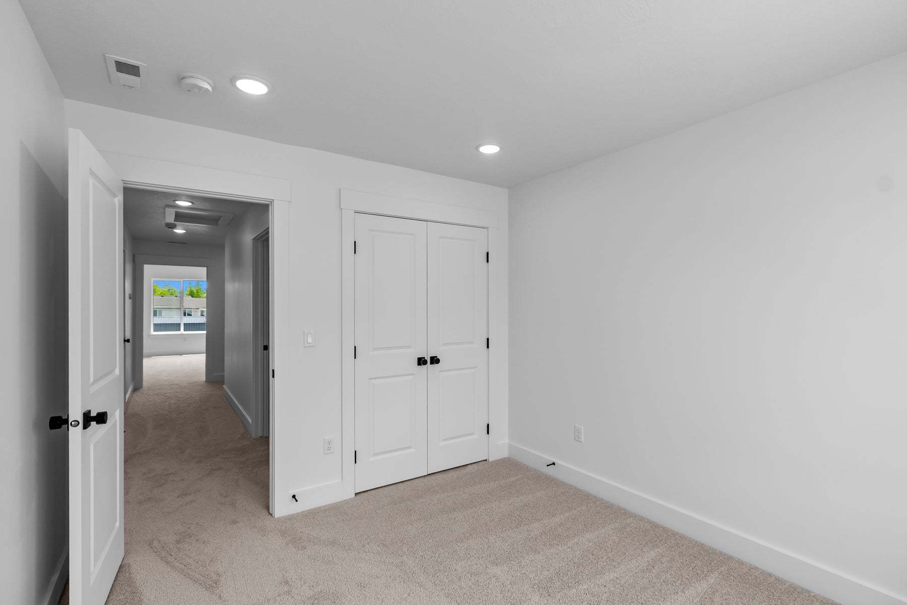 *Finished home photos are representational images only. See sales agent for details.
