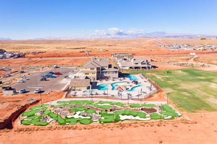 Alaia, Washington UT