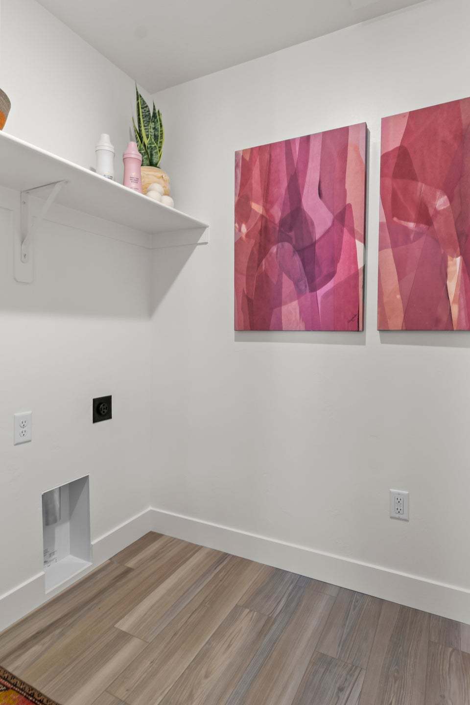 *Finished home photos are representational images only. See sales agent for details.