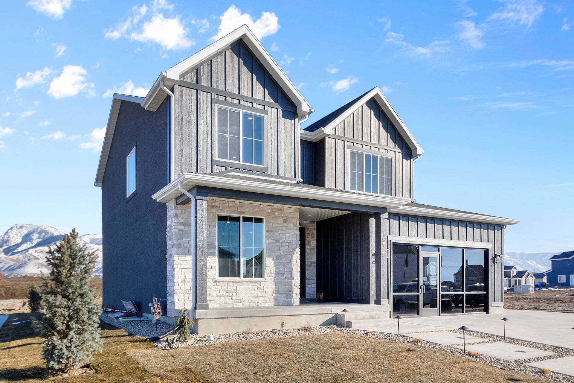 *Finished home photos are representational images only. See sales agent for details.