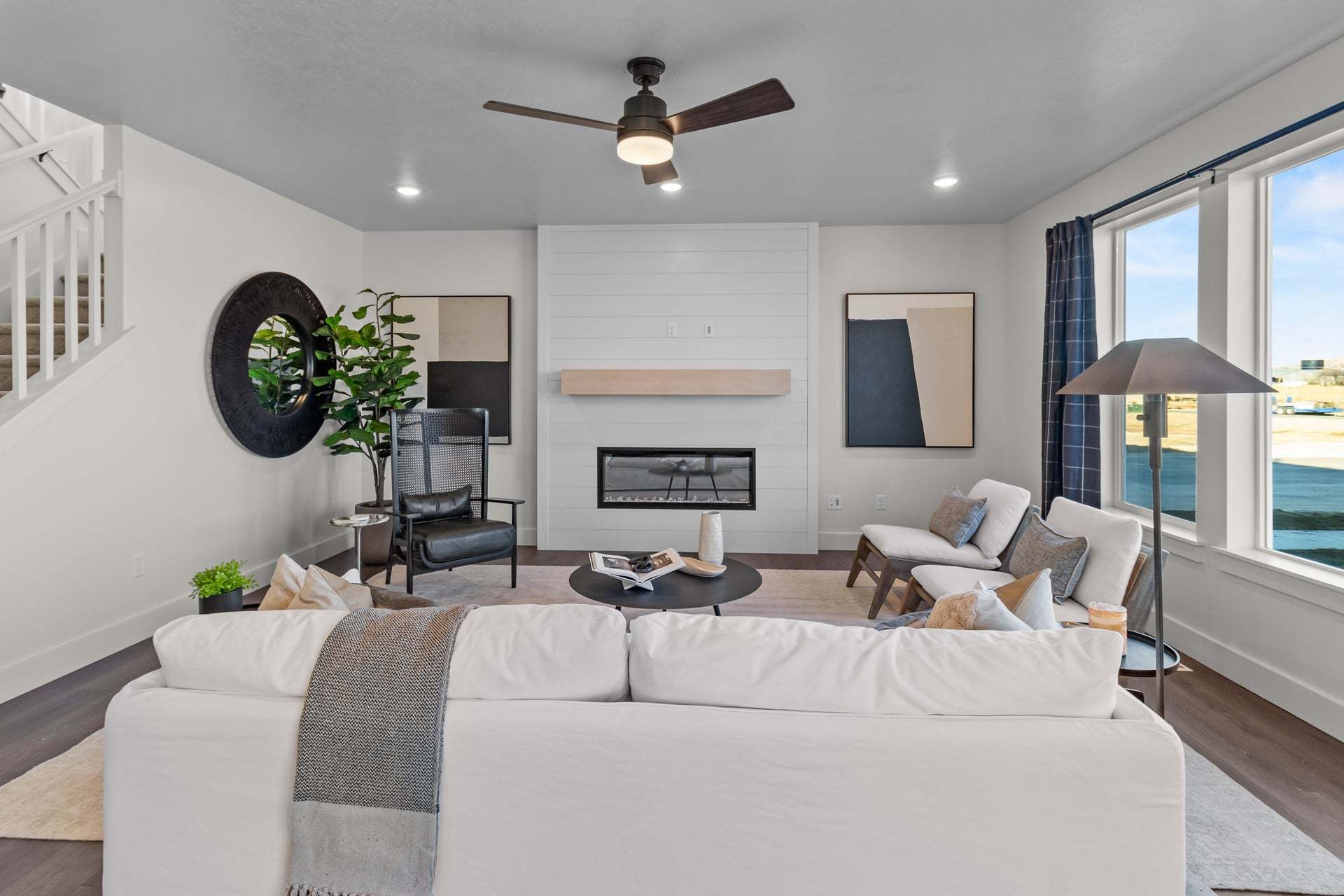 *Finished home photos are representational images only. See sales agent for details.