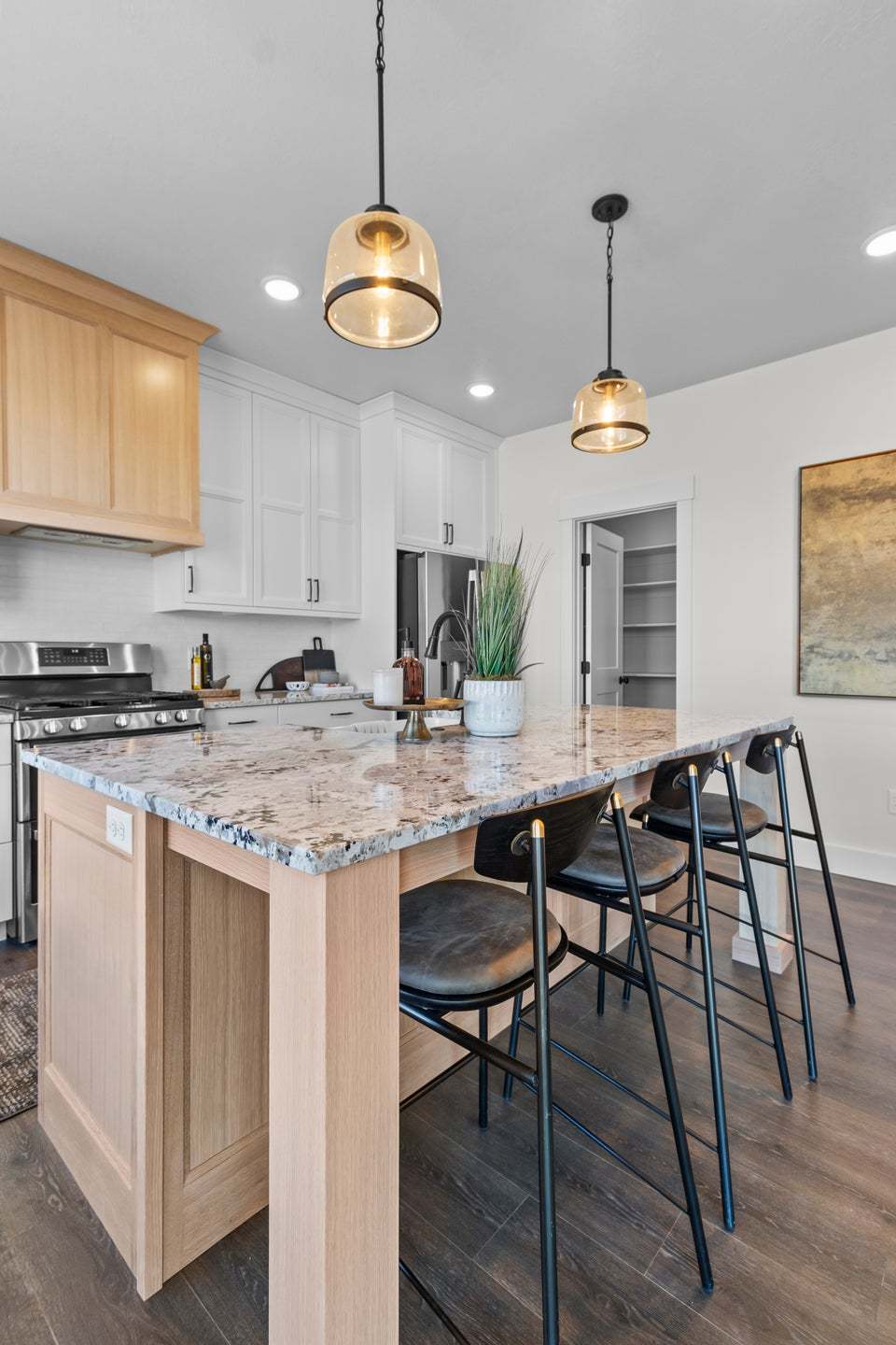 *Finished home photos are representational images only. See sales agent for details.