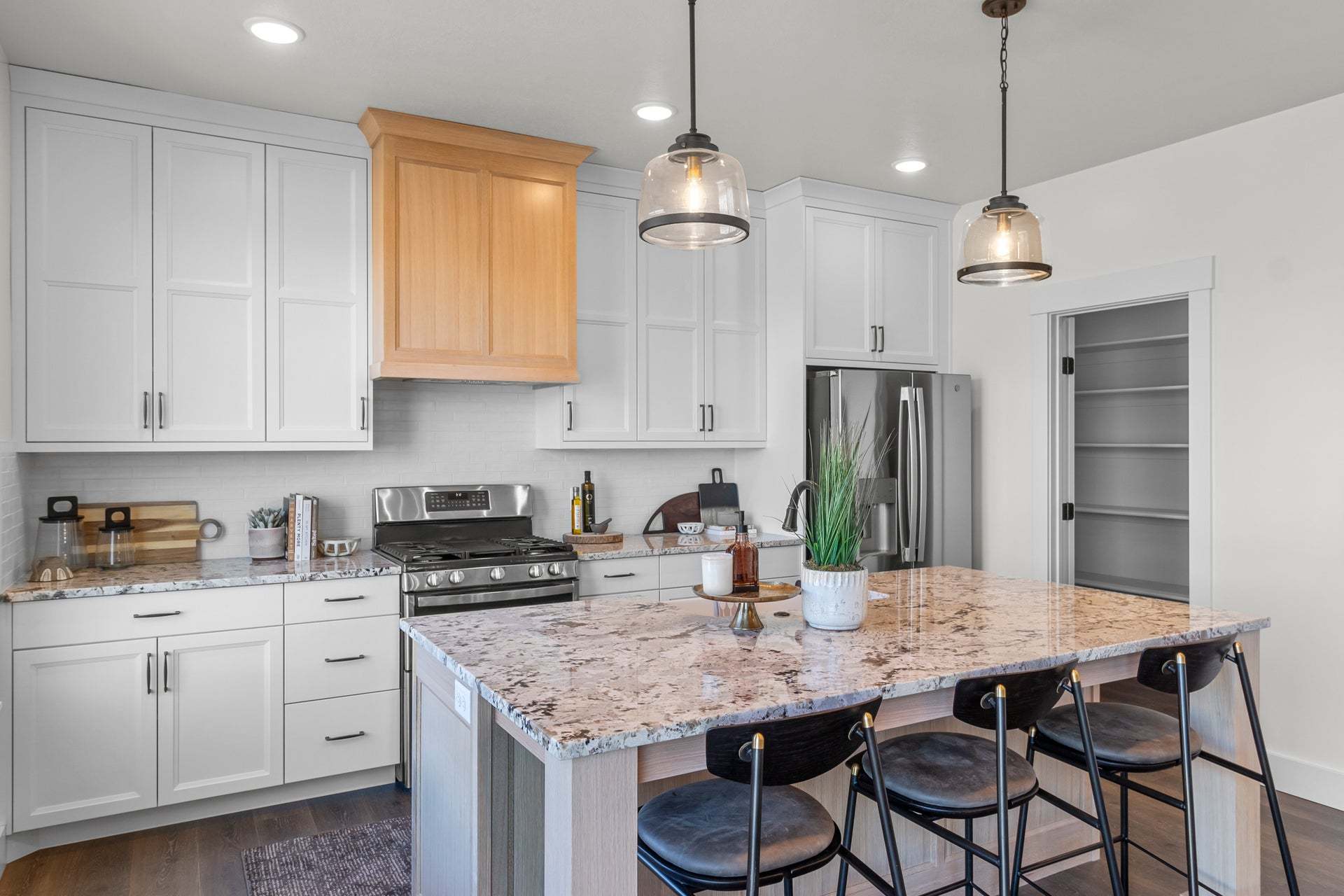 *Finished home photos are representational images only. See sales agent for details.