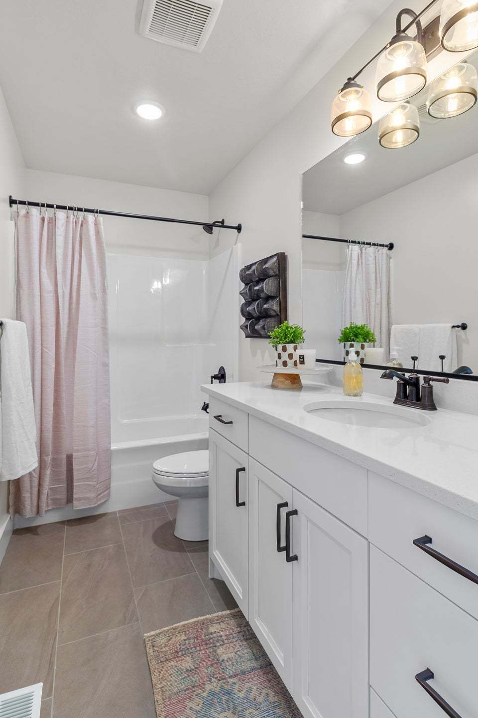 *Finished home photos are representational images only. See sales agent for details.