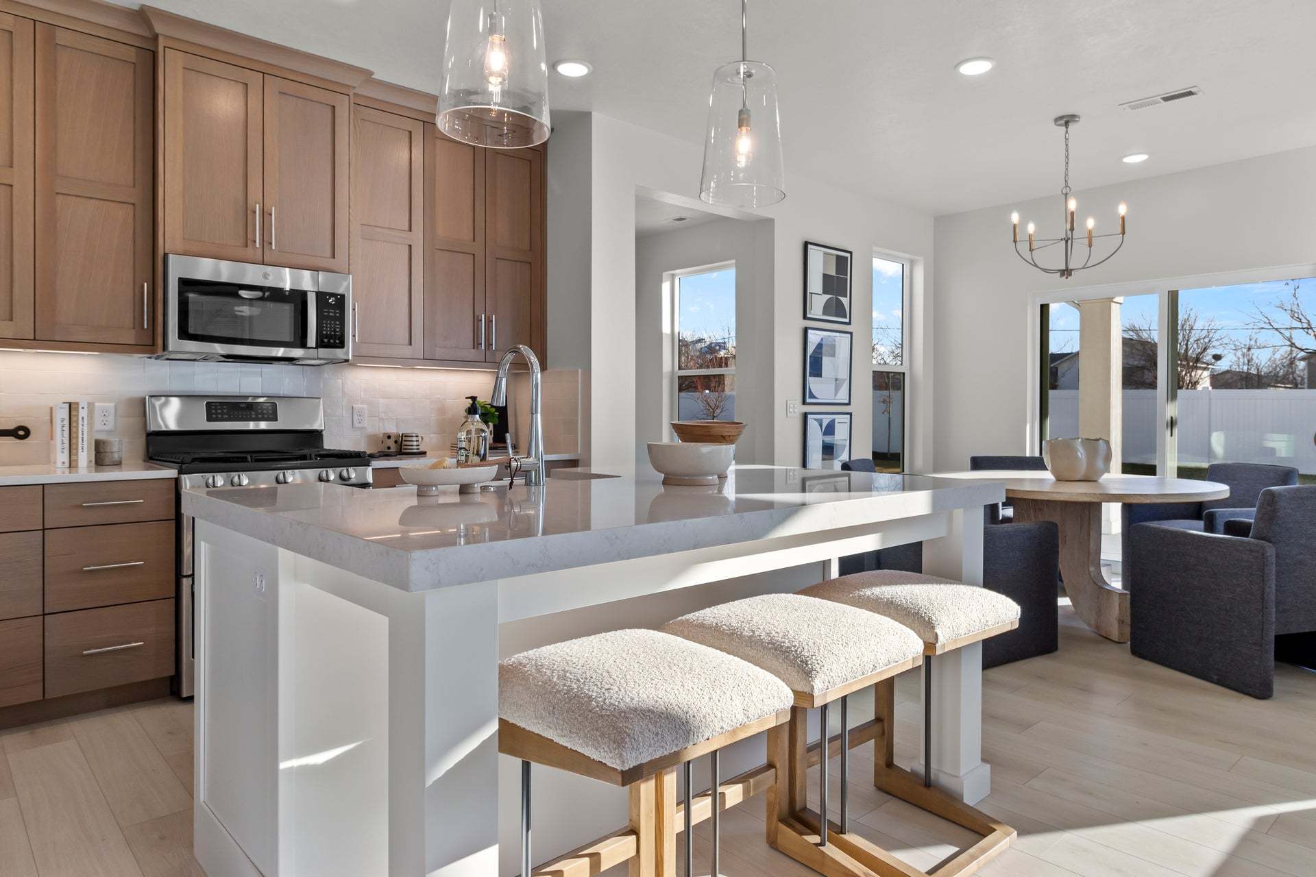 *Finished home photos are representational images only. See sales agent for details.