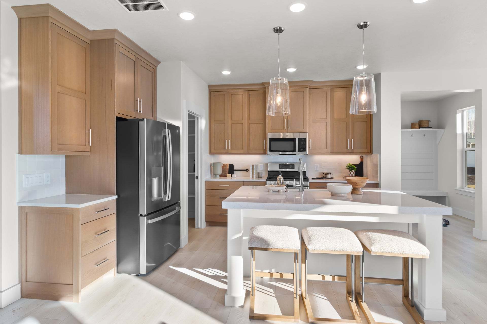 *Finished home photos are representational images only. See sales agent for details.