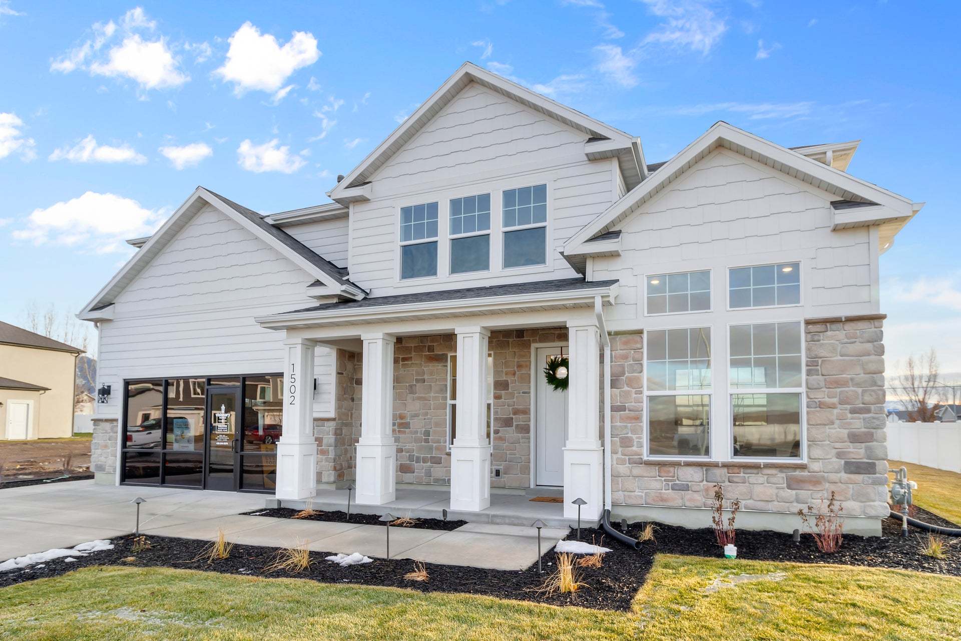 *Finished home photos are representational images only. See sales agent for details.