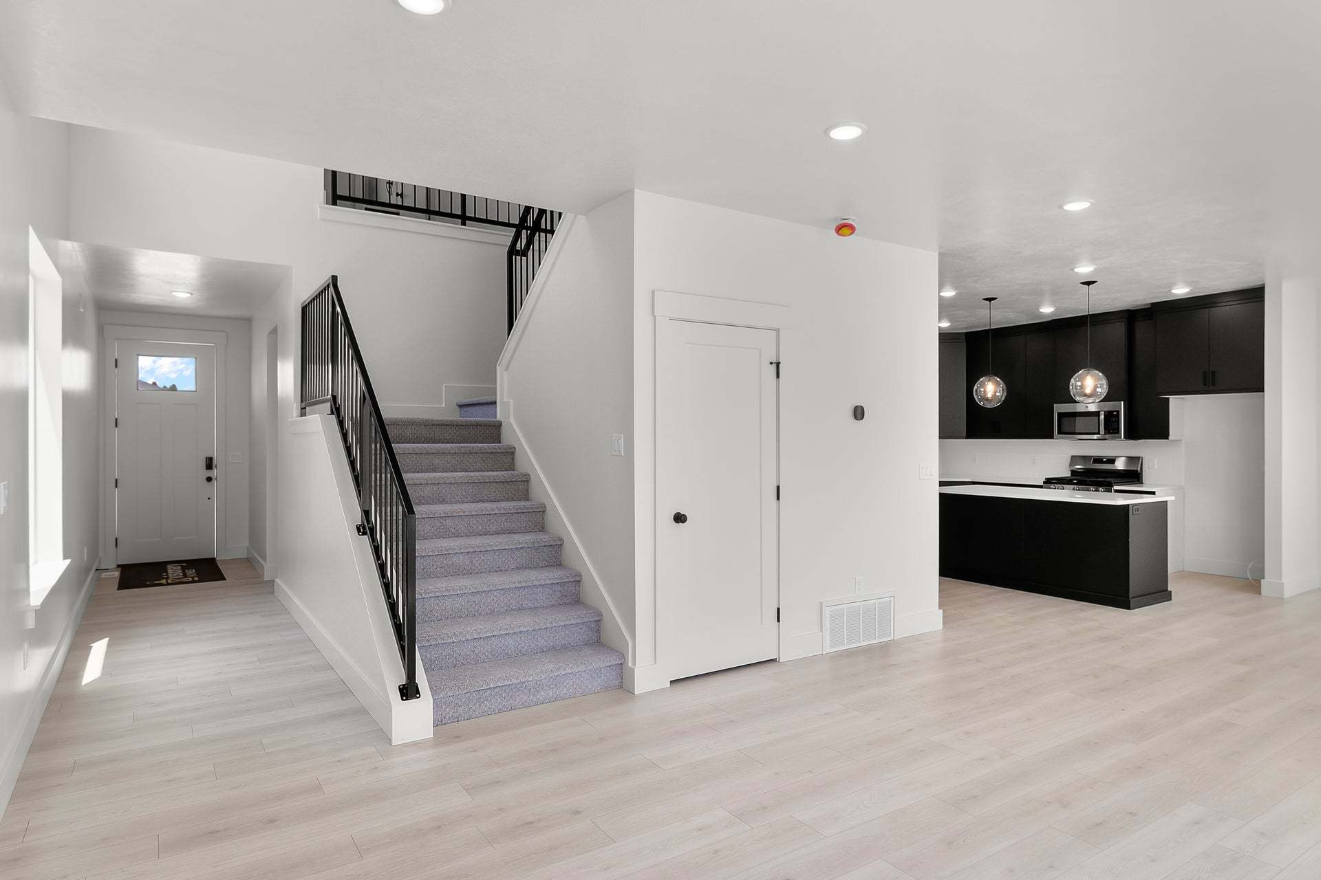 *Finished home photos are representational images only. See sales agent for details.