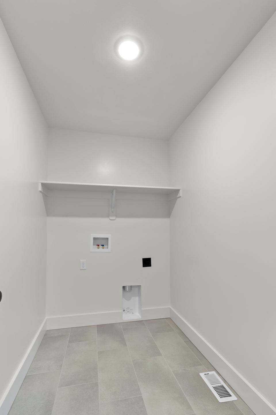 *Finished home photos are representational images only. See sales agent for details.
