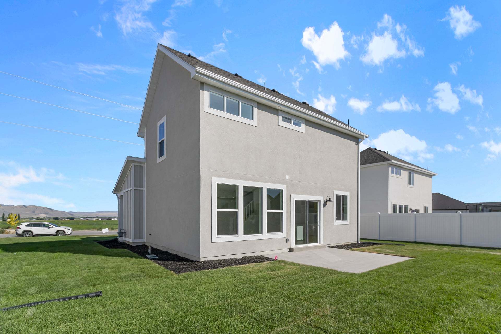 *Finished home photos are representational images only. See sales agent for details.