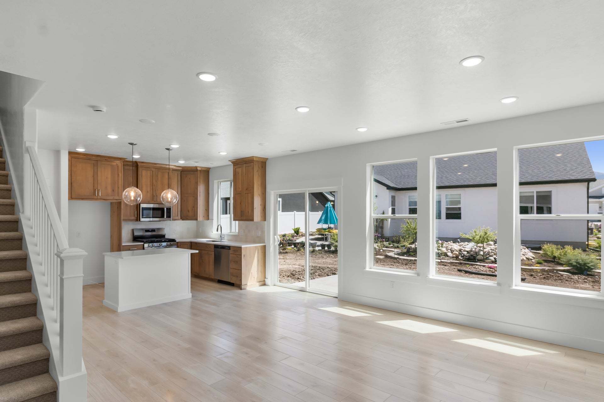*Finished home photos are representational images only. See sales agent for details.