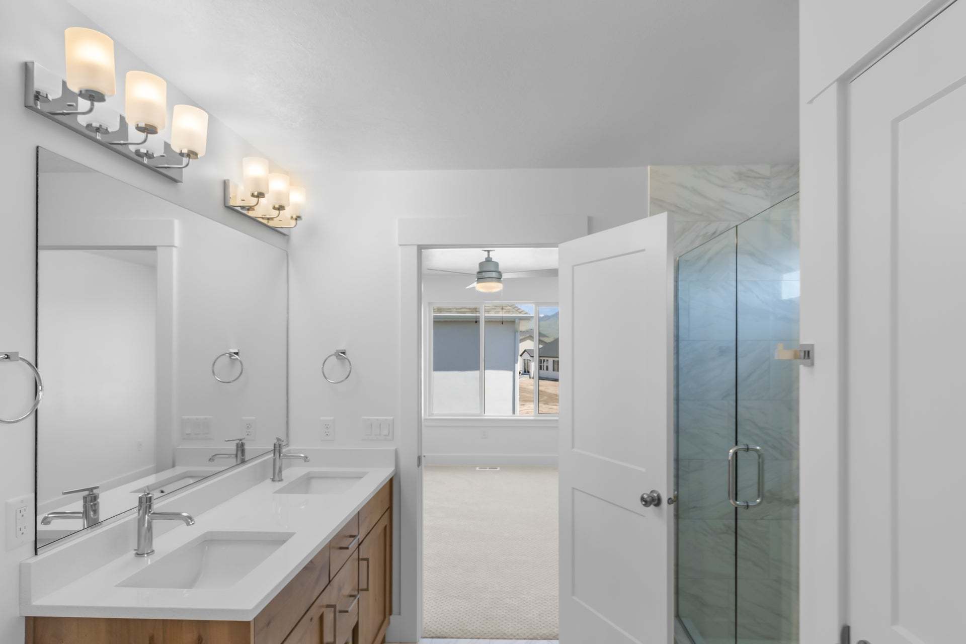 *Finished home photos are representational images only. See sales agent for details.