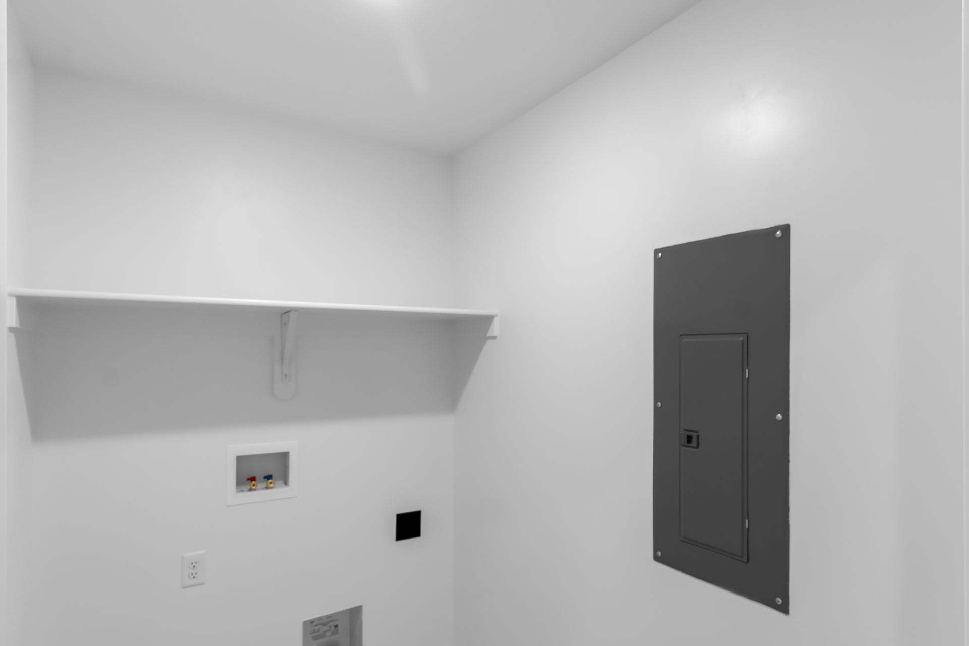 *Finished home photos are representational images only. See sales agent for details.