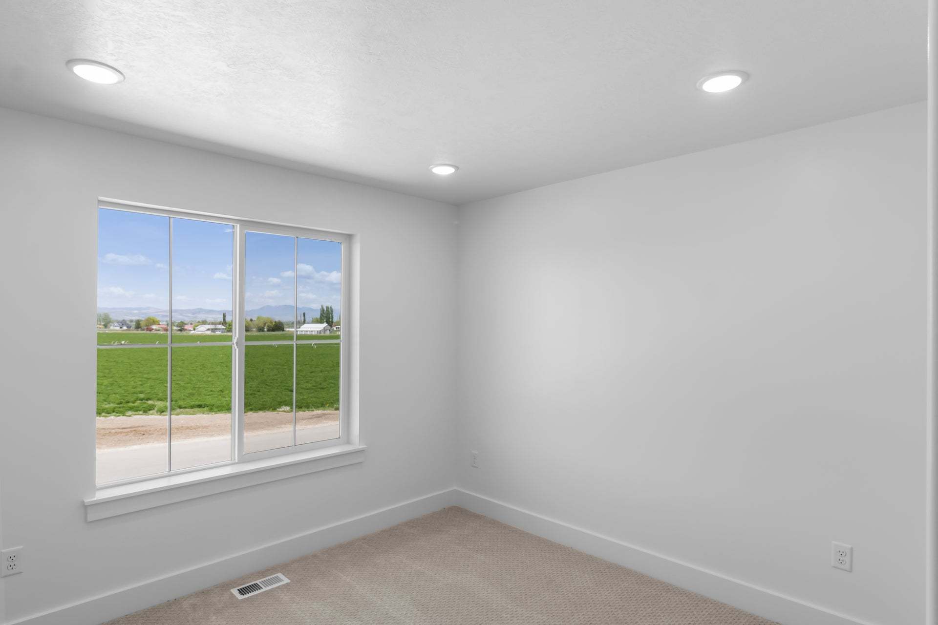 *Finished home photos are representational images only. See sales agent for details.