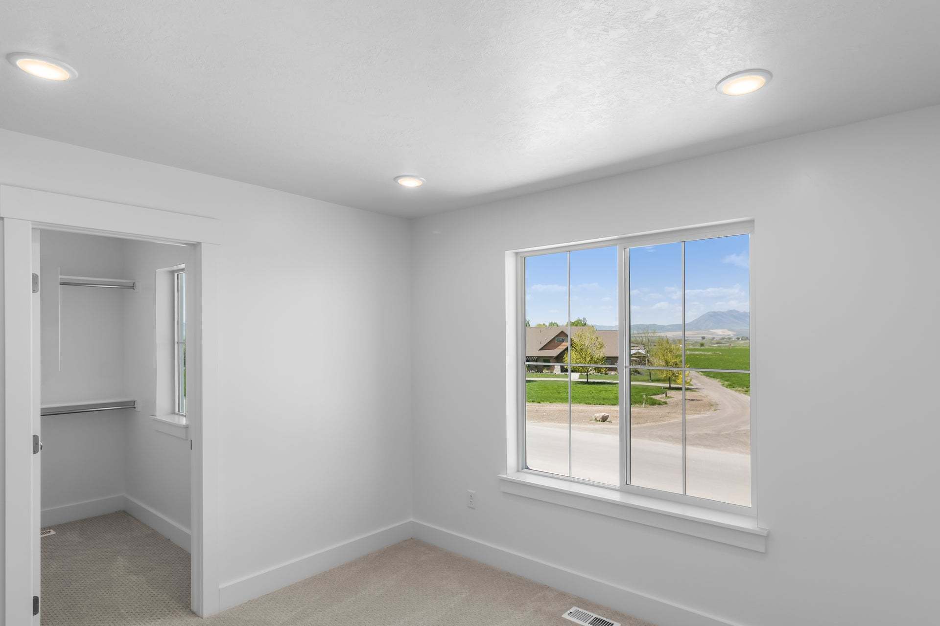 *Finished home photos are representational images only. See sales agent for details.