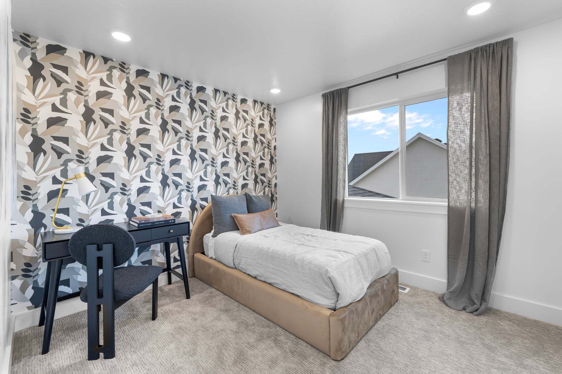 *Finished home photos are representational images only. See sales agent for details.