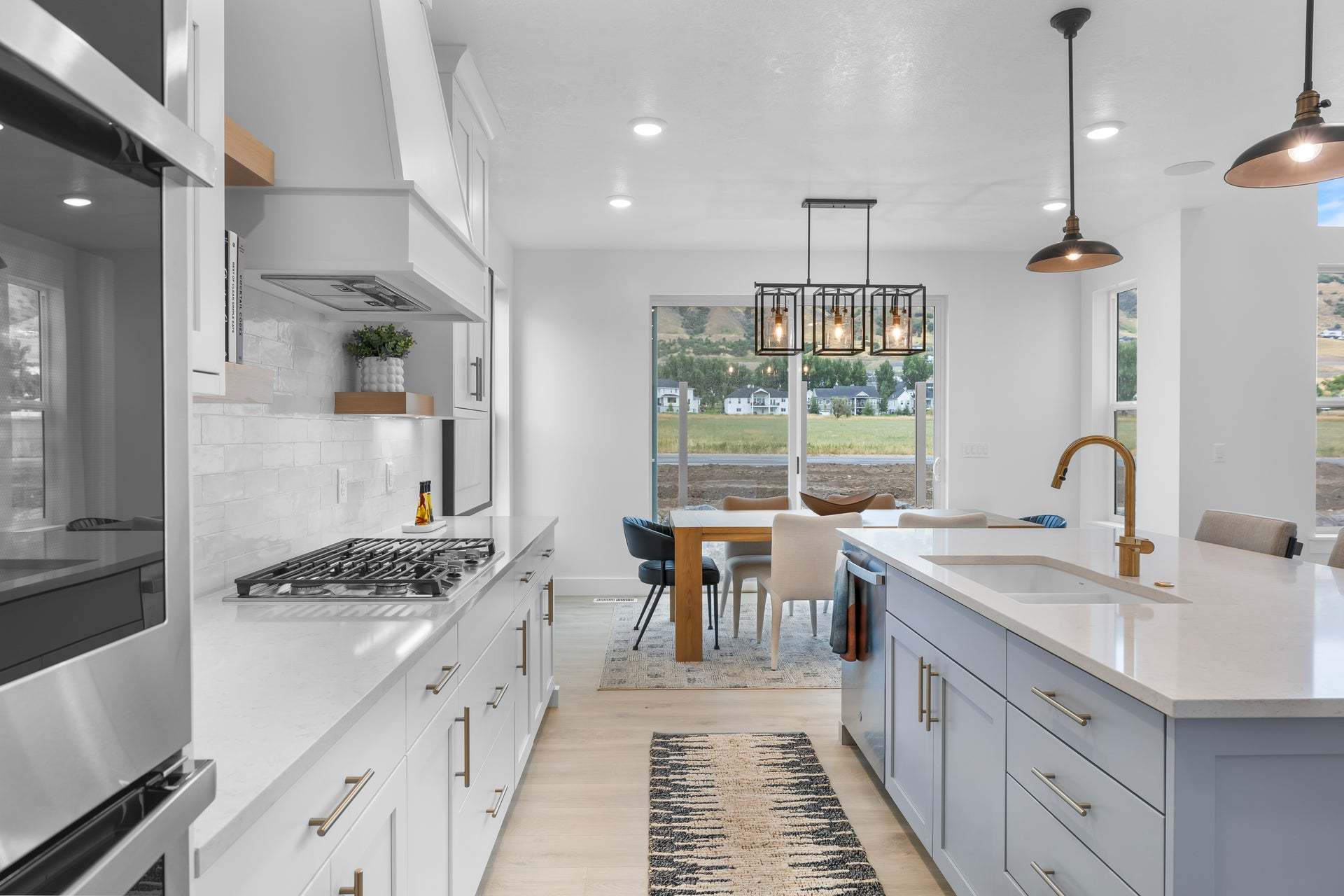 *Finished home photos are representational images only. See sales agent for details.