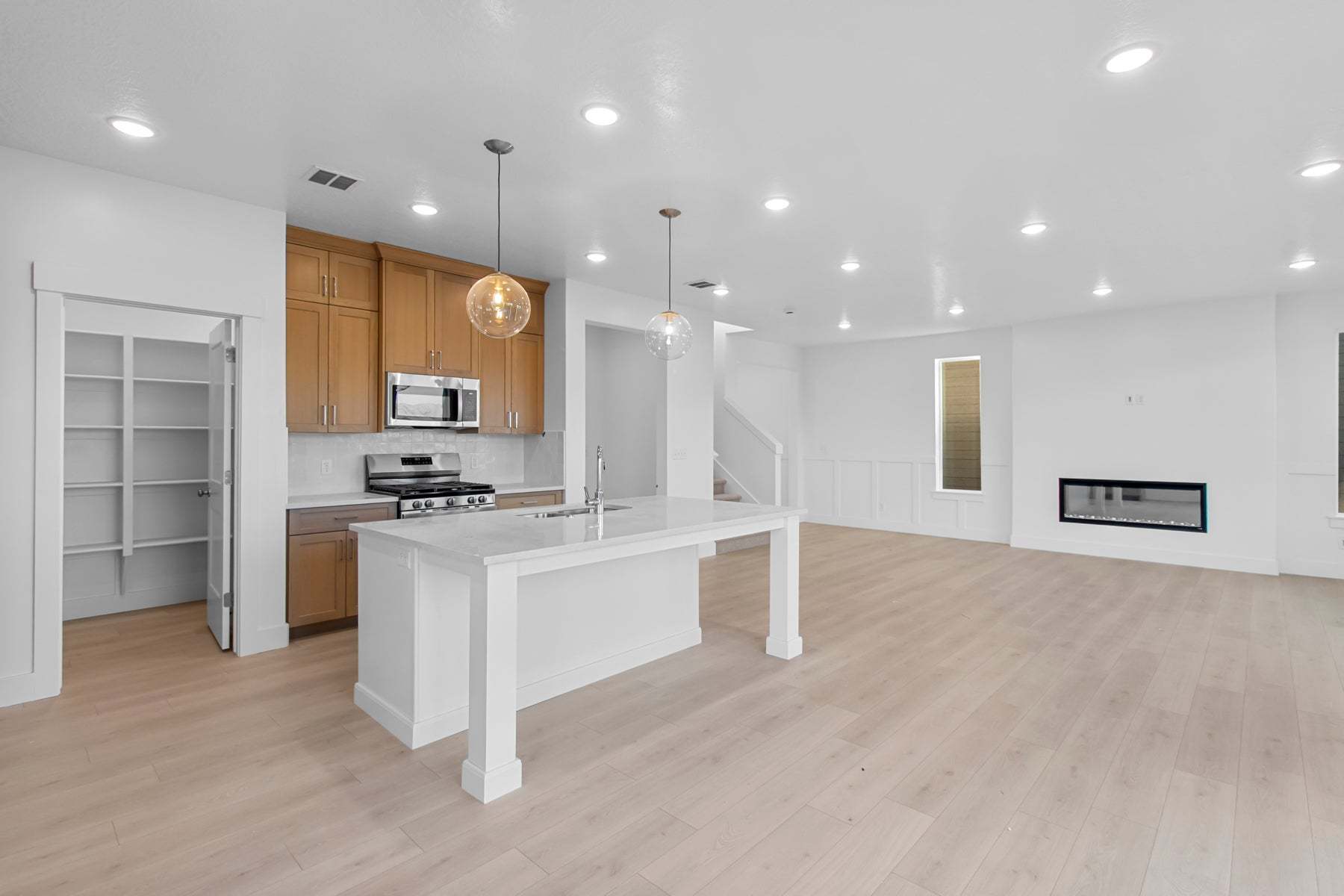 *Finished home photos are representational images only. See sales agent for details.