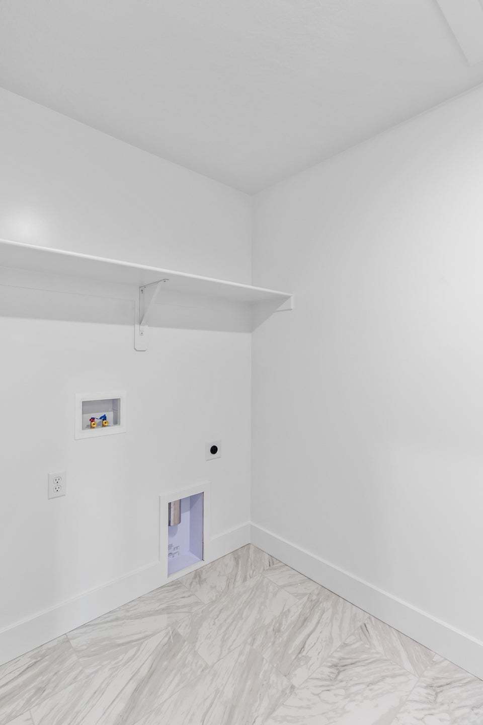 *Finished home photos are representational images only. See sales agent for details.