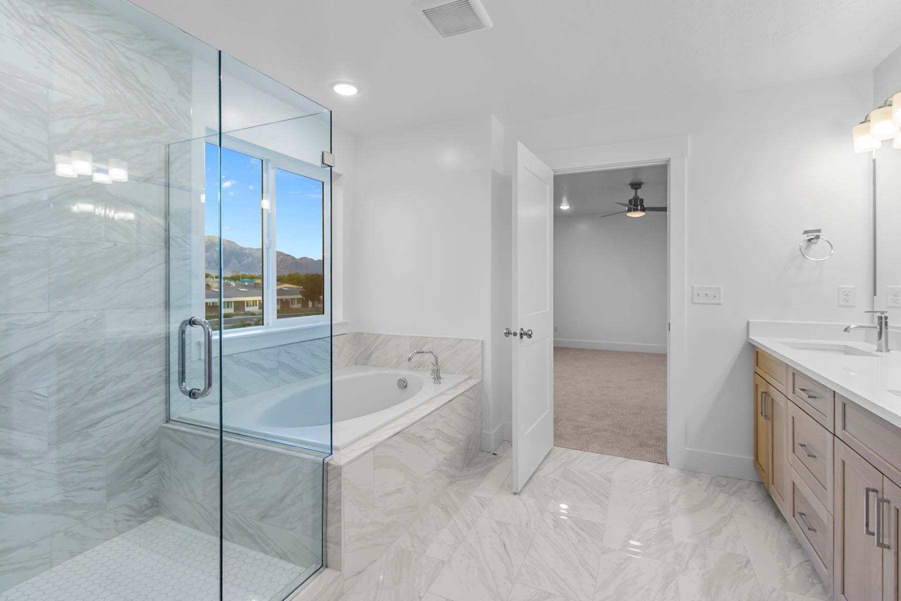 *Finished home photos are representational images only. See sales agent for details.